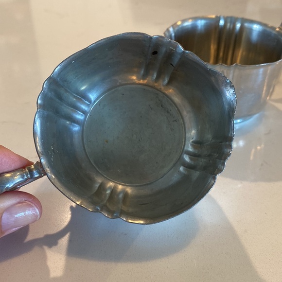 1930s New Amsterdam Silver Co Pewter P24 2 Piece Set 1.75” Creamer & Sugar Bowl - Picture 3 of 5